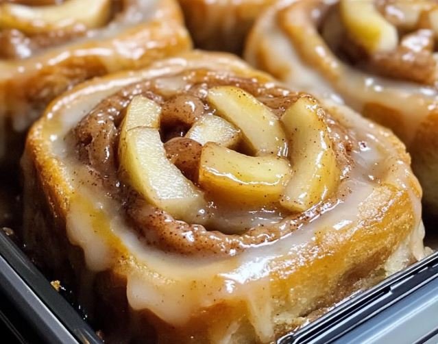 Apple Cinnamon Rolls with Apple Pie Filling